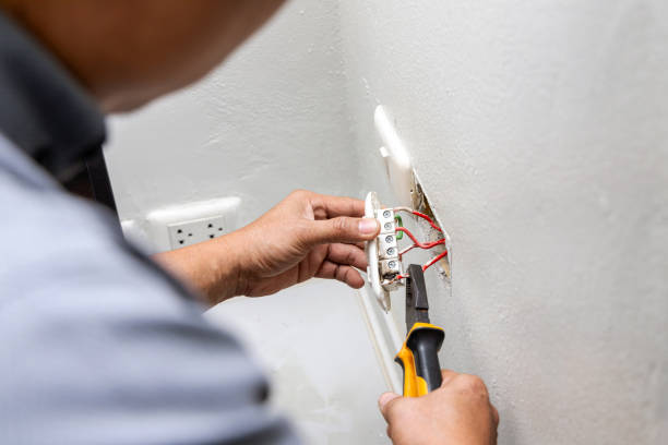 Best Emergency Electrical Repair  in Coldwater, MI